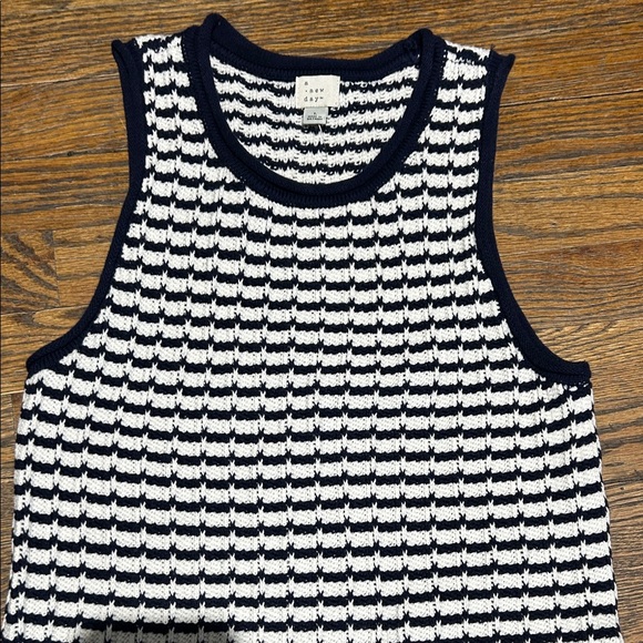 Sleeveless Navy and White Striped Knit Sheath Dress - Picture 6 of 7